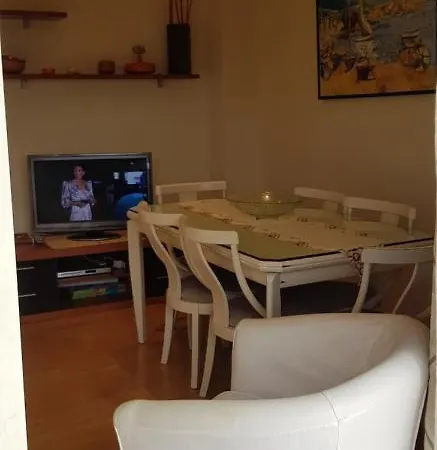 Apartment Can Girones