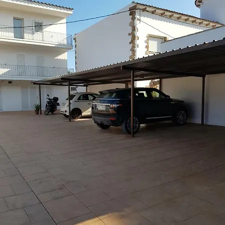 Apartment Can Girones *